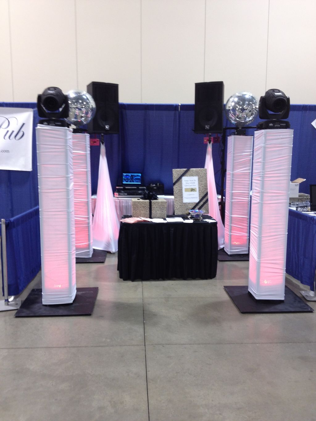 Setup with pink towers.