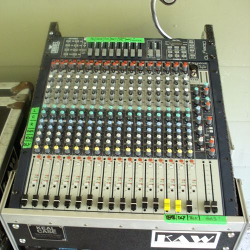 Soundcraft 10-16ch. Mixing consoles