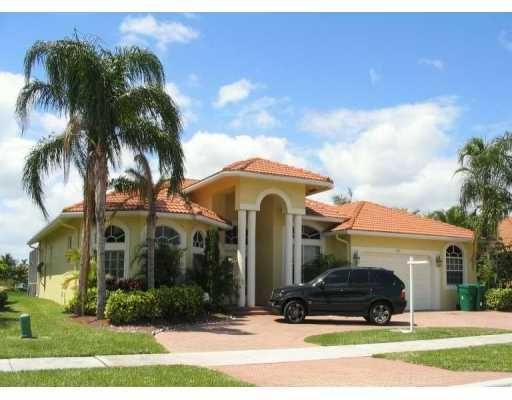 $398,000- Broward County, FL
3bedroom, circular dr