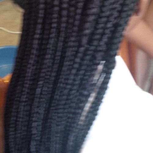 lower waist length Ghana braids