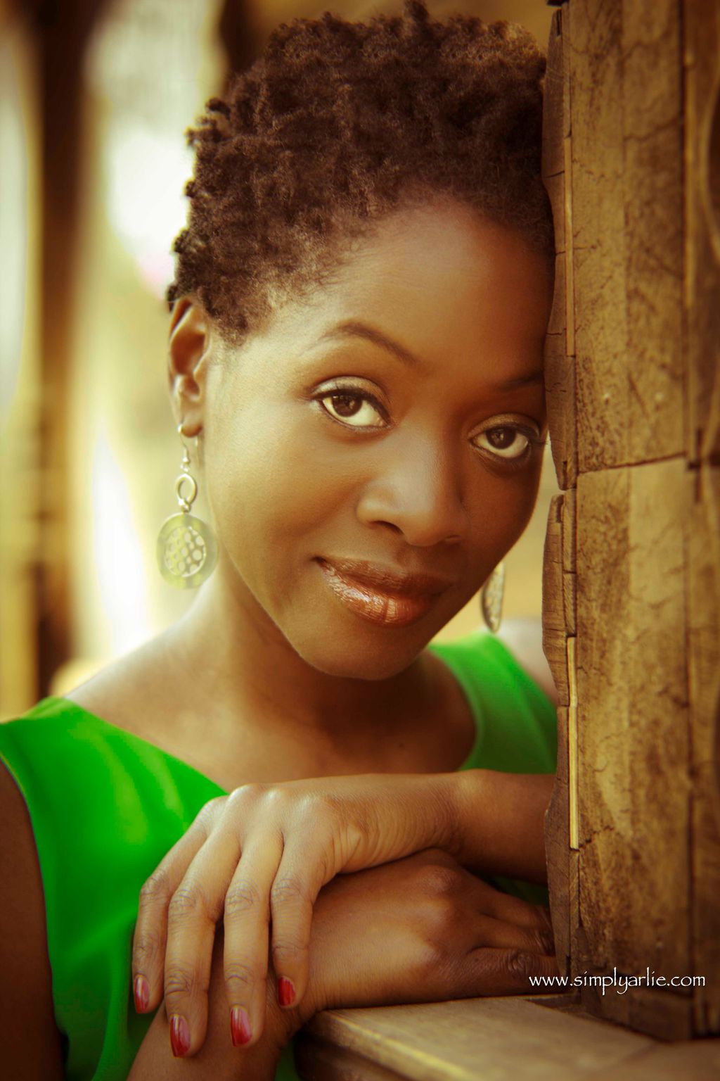 Singer Azania Steady, NY