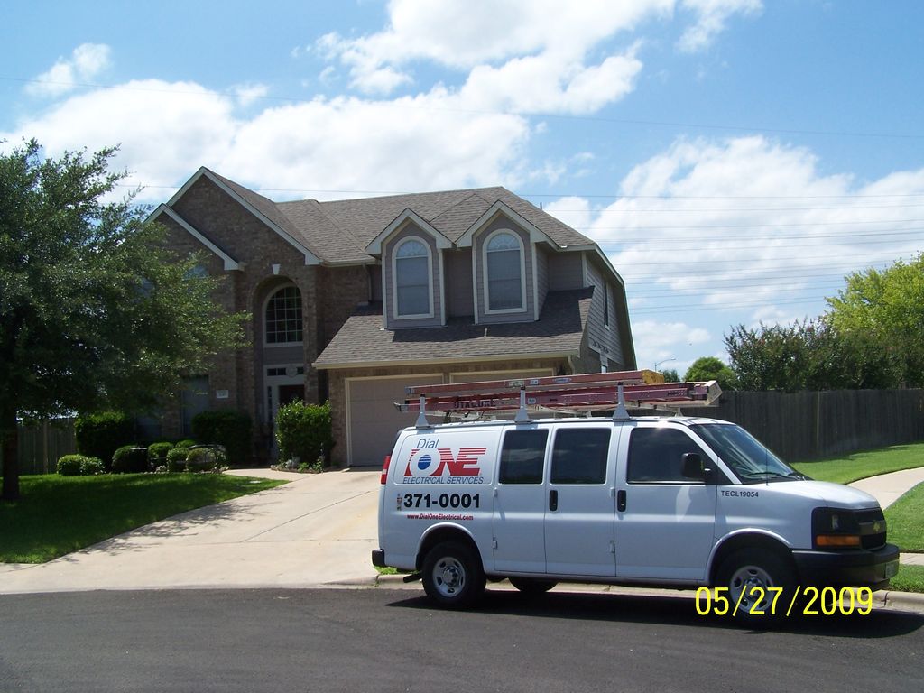 ELECTRICIAN - GUARANTEED ELECTRICAL WORK AT GREAT 
