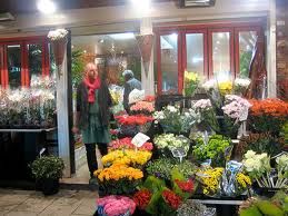 We offer professionally designed flower arrangemen