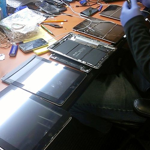 We repair corporate iPads, no quantity is too larg