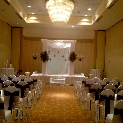Want an elegant indoor wedding ceremony, we can ar