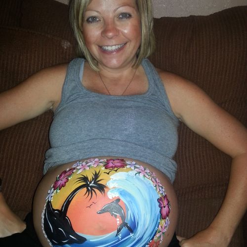 Beautiful belly paintings!