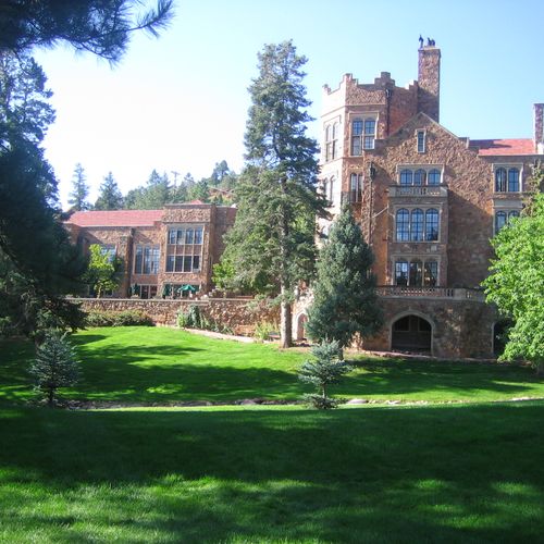 Marriage Retreats: Accommodations at the Glen Eyri