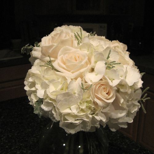 Bridal bouquet, 3 types of white roses, some open,