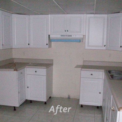 Cabinets and Countertops installed by 
Central Flo