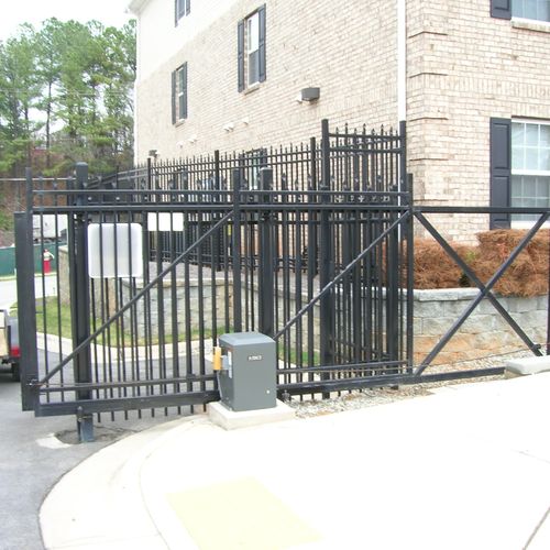 Steel and aluminum gate repairs for industrial and