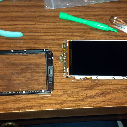 I replaced a broken digitizer on a droid x.