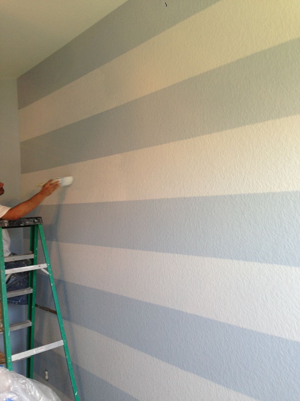 Wall two different colors (strips across)