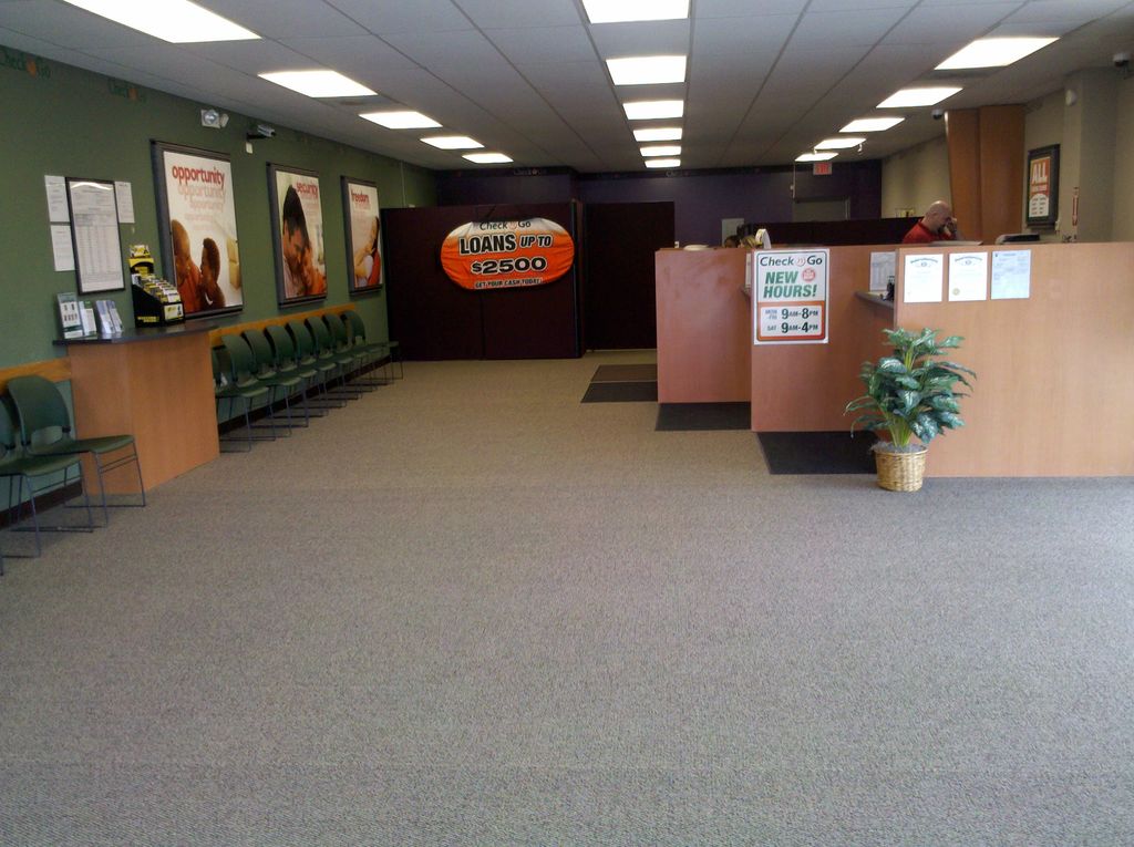carpet install in commercial buildings