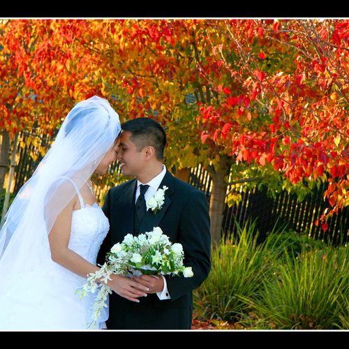 Wedding image in December with beautiful fall colo