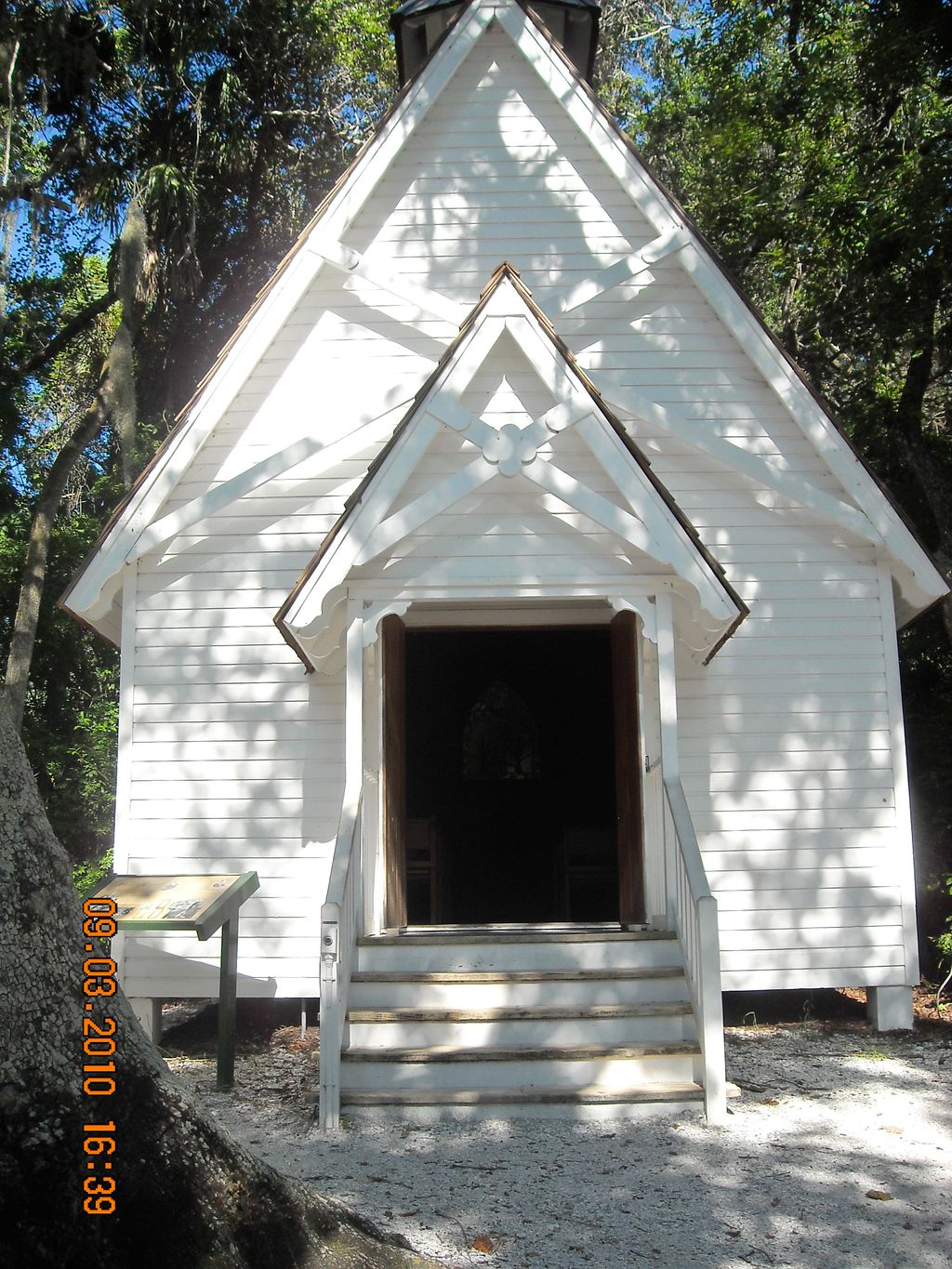 Mary's Chapel at Spanish Point in Osprey (near Sar