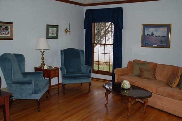 Living Room Before Staging