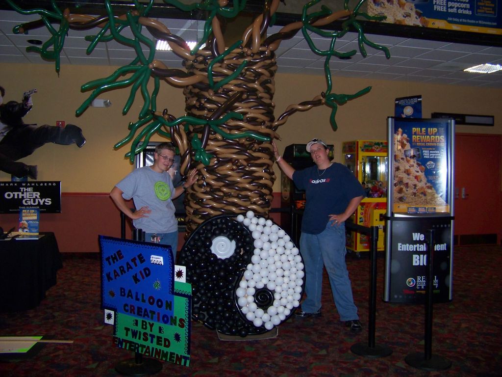 Ten foot bonzai tree built for franklin square mov
