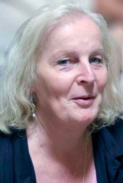 Caitriona Reed: Hypnotherapist, Master NLP Trainer