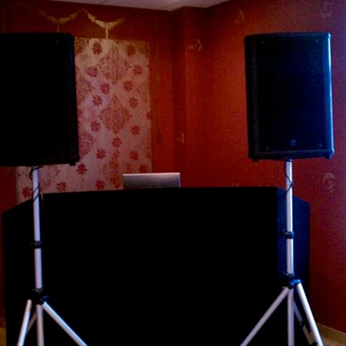 Basic DJ setup.