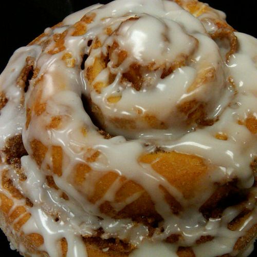 Learn to make these amazing Homemade Cinnamon Roll
