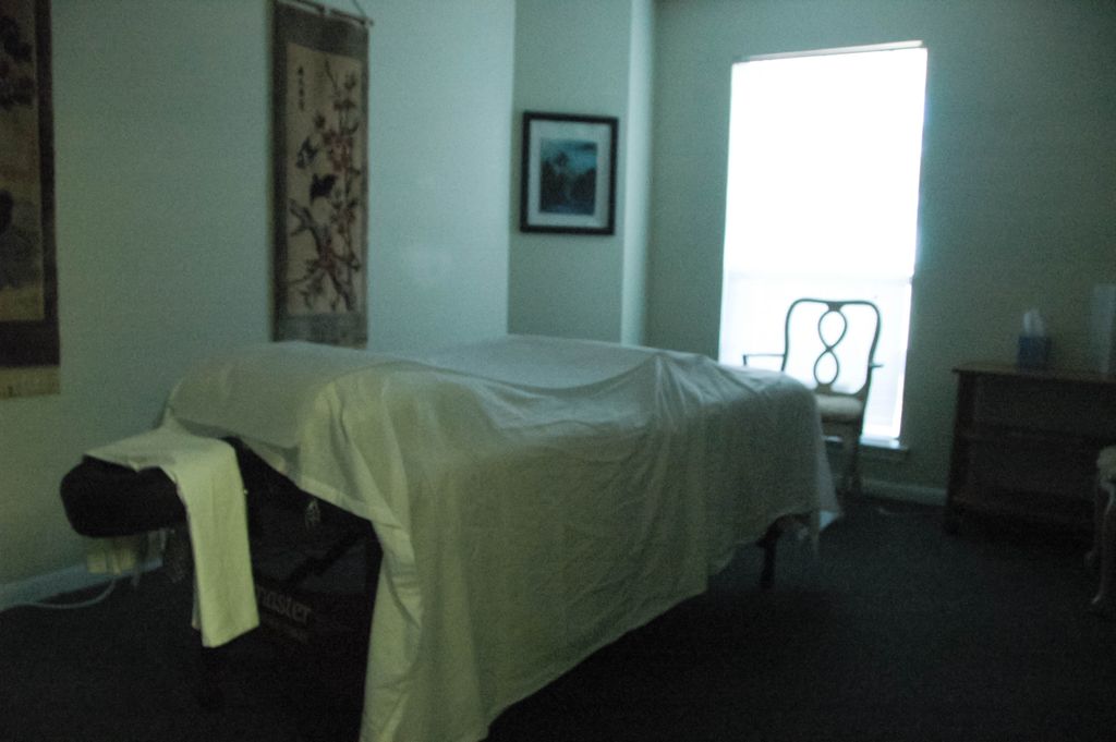 Acupuncture treatment room