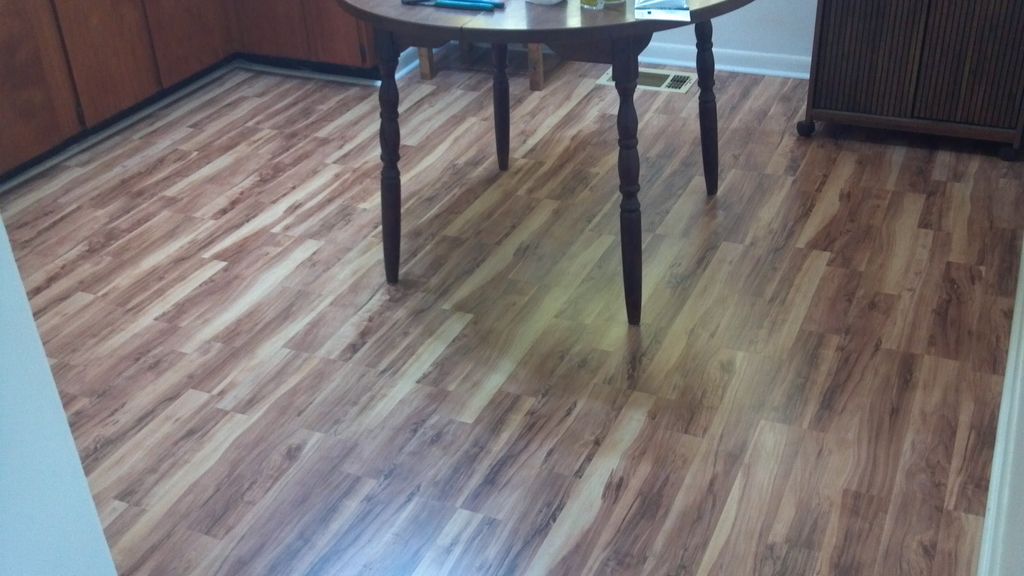 Laminate flooring to make your floors a centerpiec