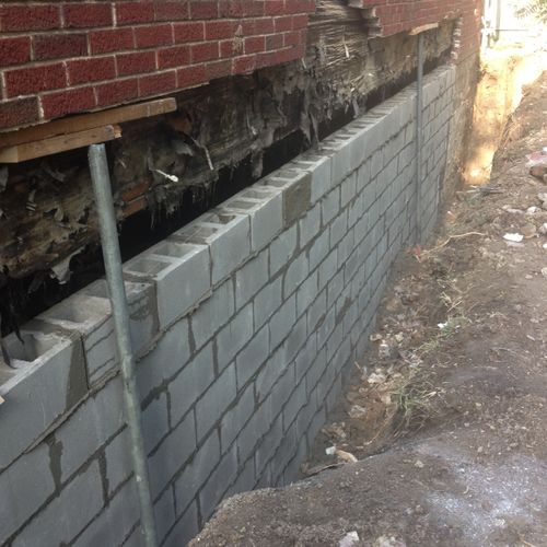 New foundation wall Anderson