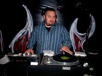 DJ SKILLZ