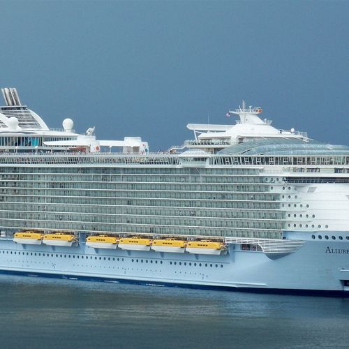 Cruise the Caribbean on the world's largest ship.