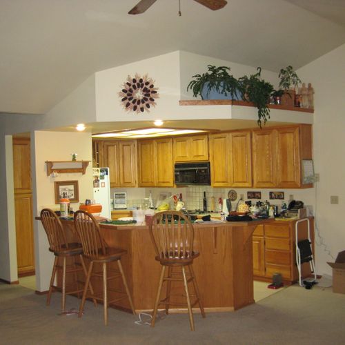 Miller kitchen - before