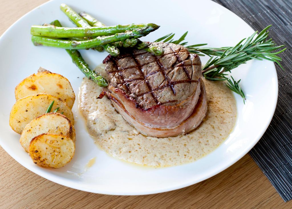 Stuffed Filet Mignon with Wild Mushrooms with Truf