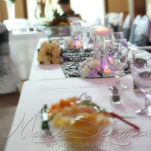 Moore & Flowers Wedding head table 05/10/2011
