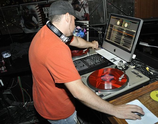 Spinnin at McDuffys