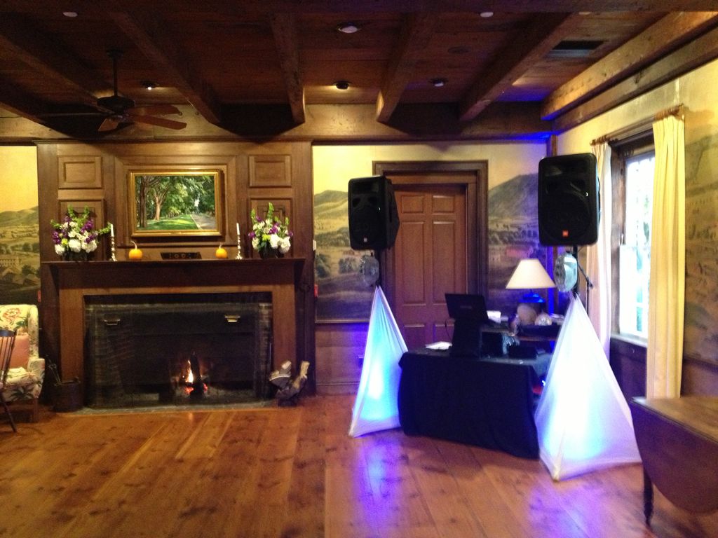 Ekwanok C.C. Manchester VT. Lyn and Josh Wedding.