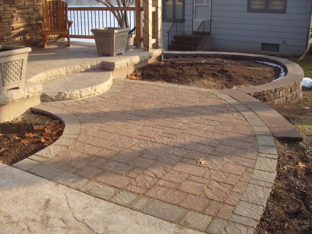 Paver sidewalk
