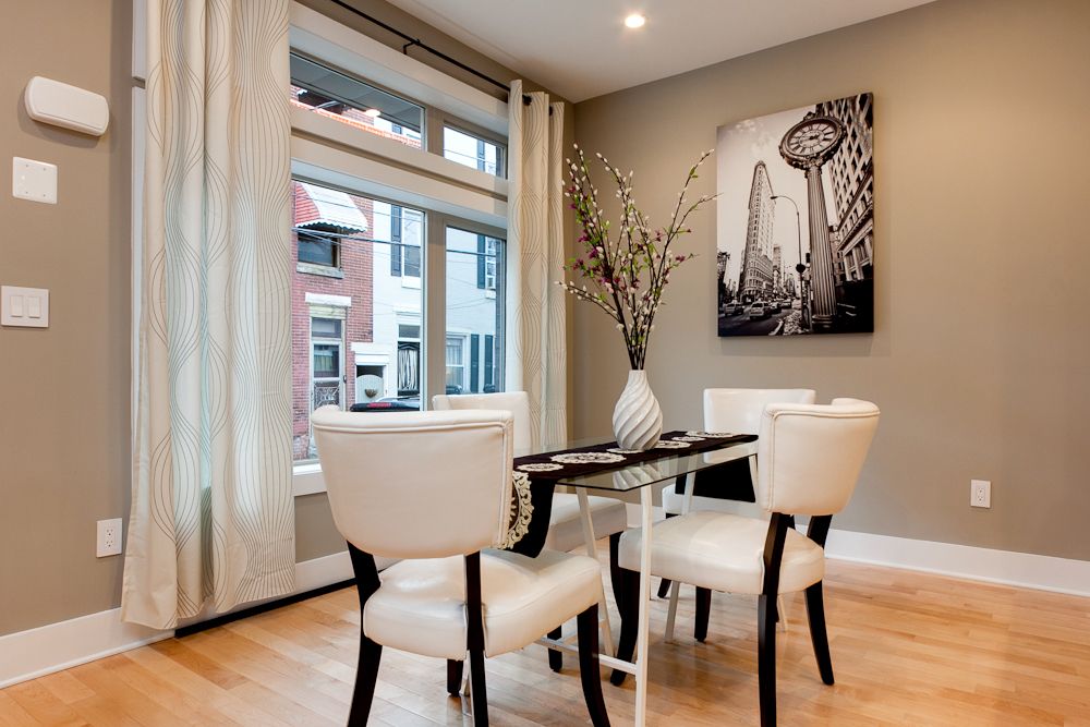 Staging: Kater Street Philadelphia (SOLD 30 days)