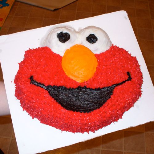 Elmo Shaped Cake