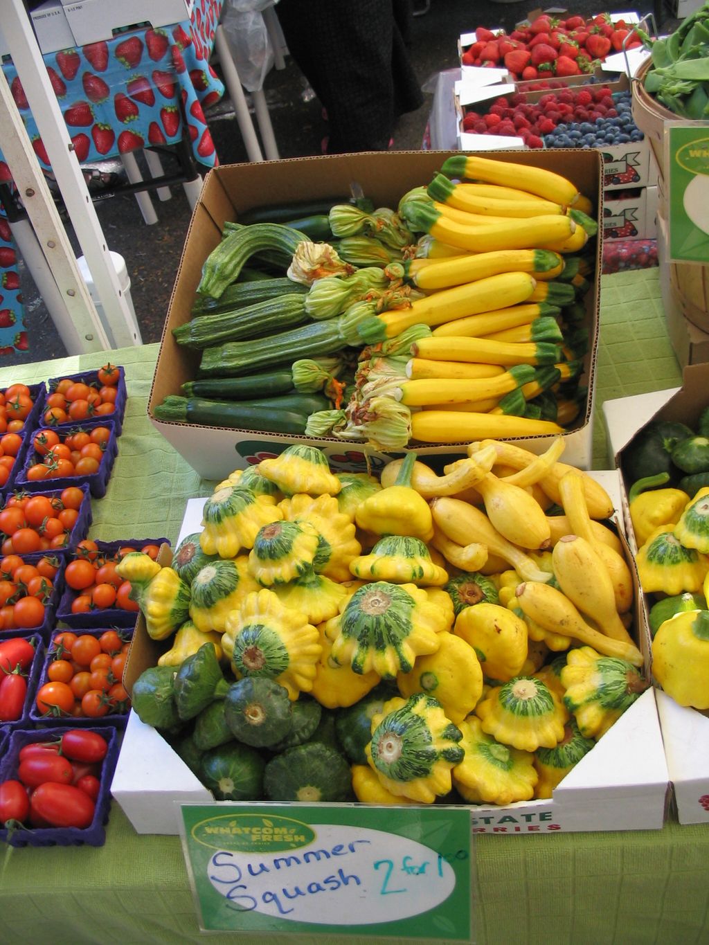 Summer squash at the Farmer's Market.