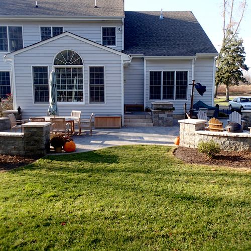 Paver patio, Landing with steps, Fire pit, Pillars