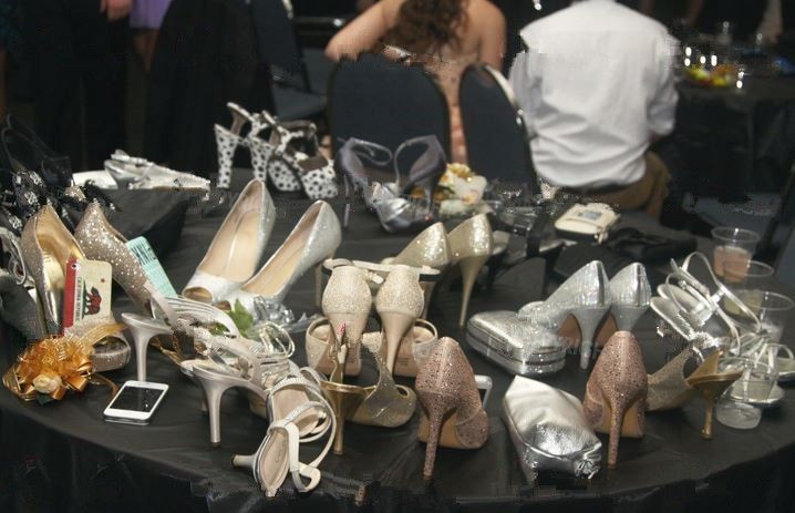 When the ladies take off their heels, you KNOW the