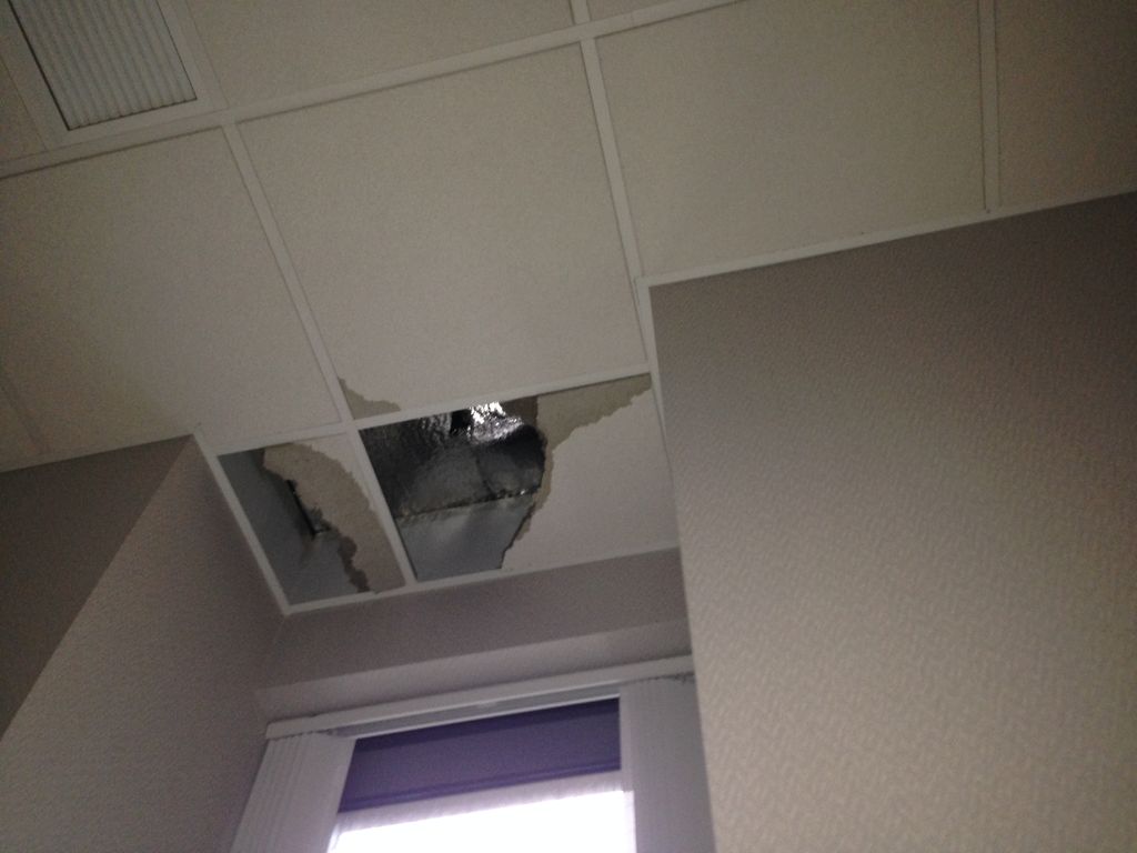 Office building had water line leak on fourth floo