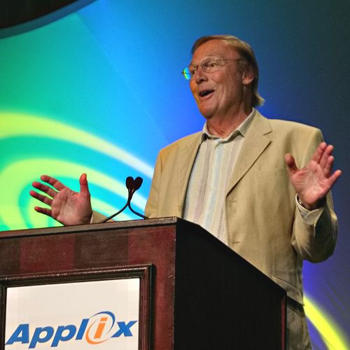 Adam West at the Applix User Conference