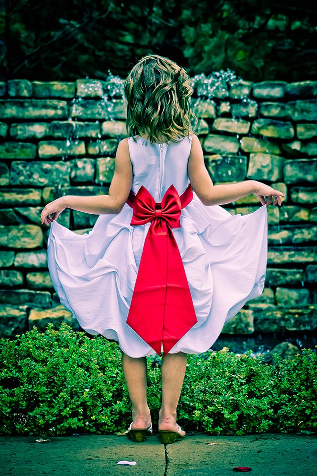 Flower Girl - Photo by JC Kirk of Old 81 Studios