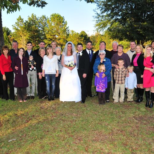Weddin held in Nc.. Brides family