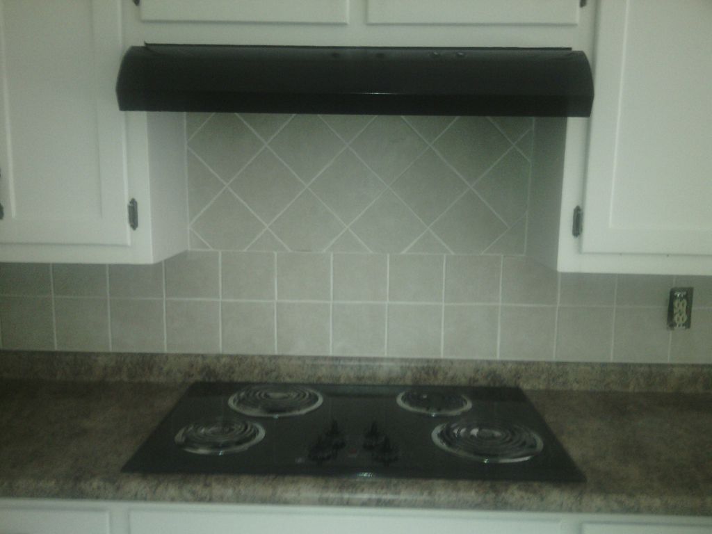 Kitchen remodeling Back Splash Counter tops / Rang