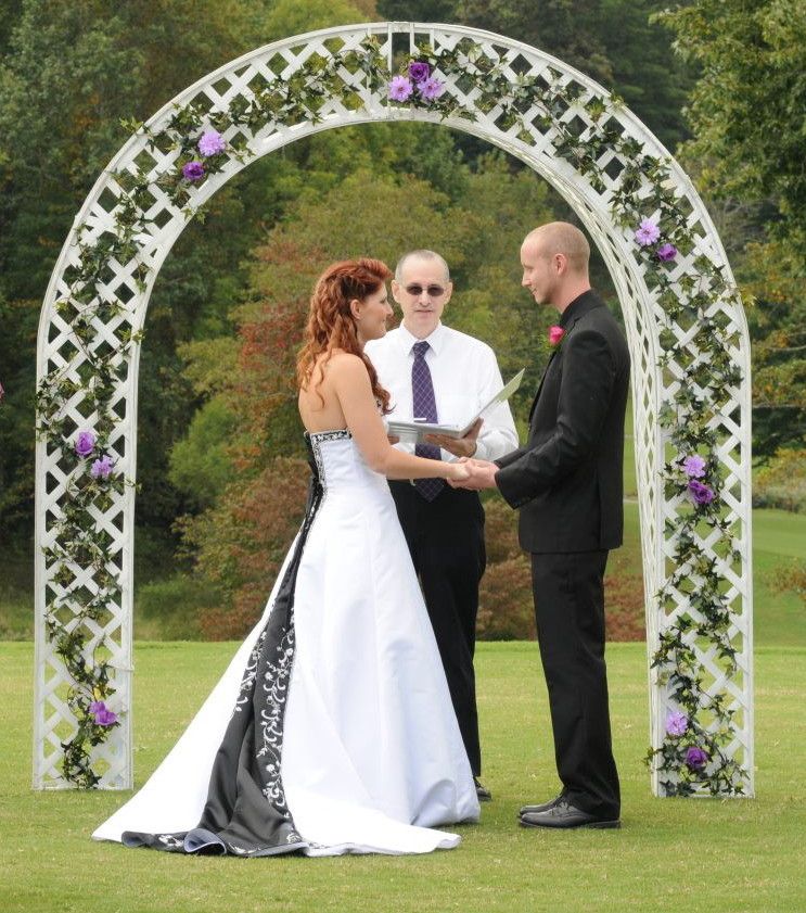An outdoor wedding I performed at a country club i