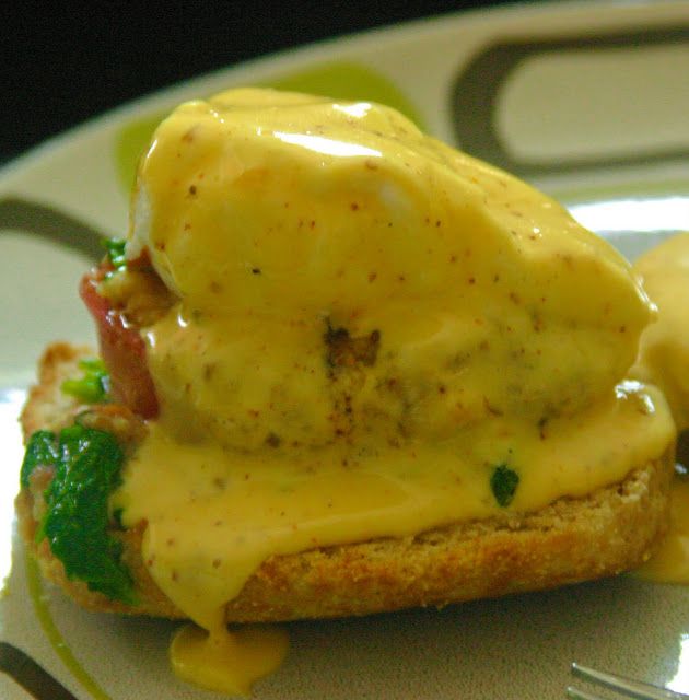 Eggs Benedict Creole