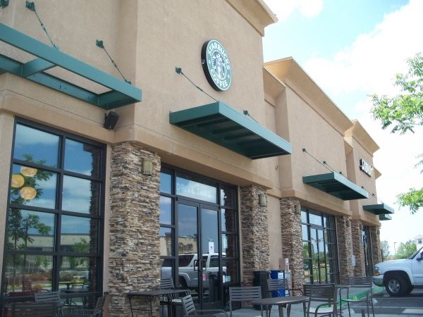 Retail building