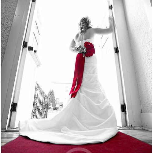 Wedding and Bridal portraits are our specialty!