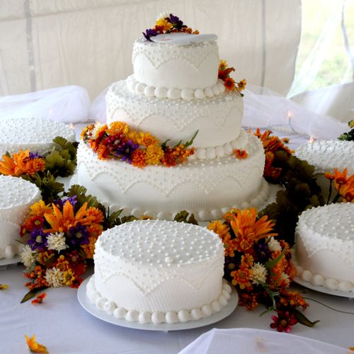 Teresa's Fall wedding cake.